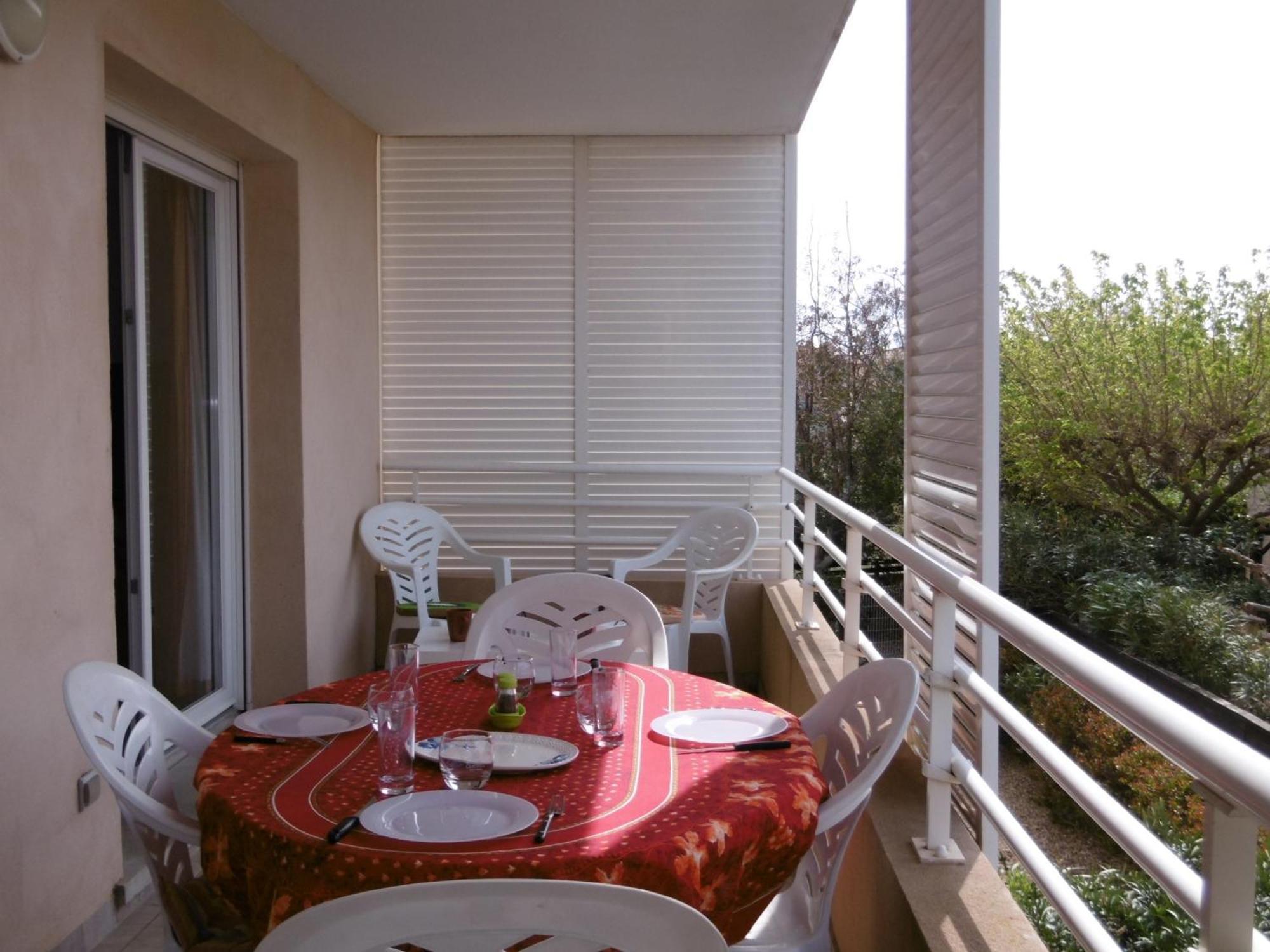 Narbonne-plage: Superbe T3 60m², 6 Pers, Balcon, Parking, Proche & Commerces - Fr-1-795-7 Narbonne